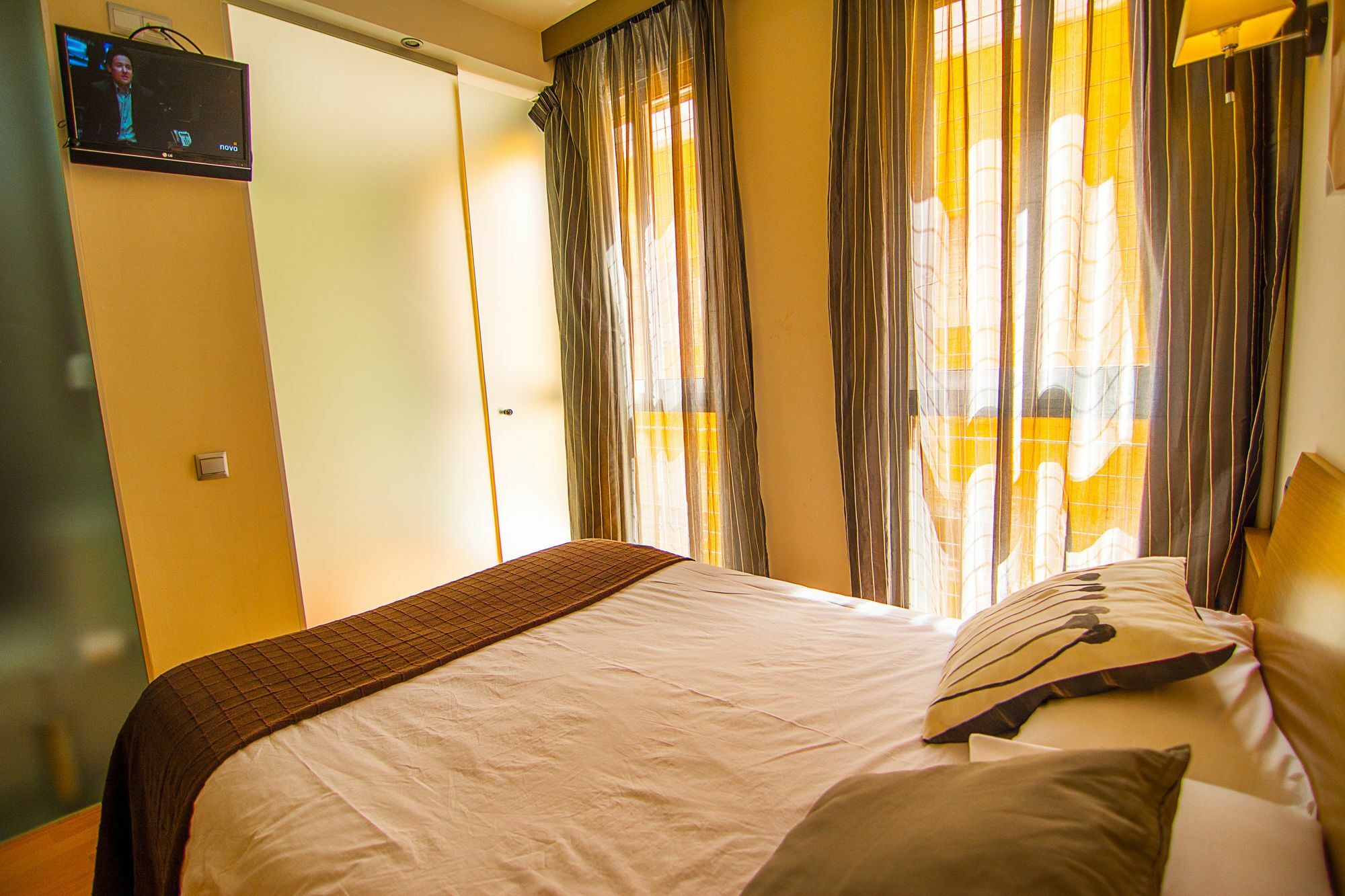 Dream Suites And Apartments Almeria Centro Kültér fotó